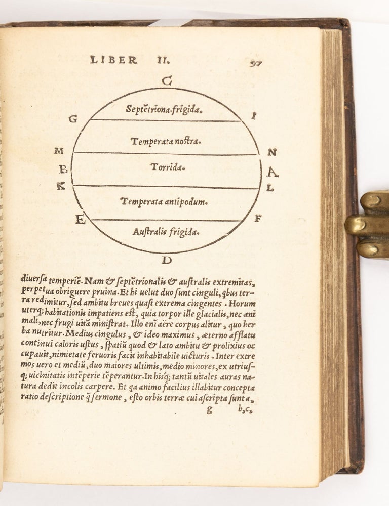 Macrobii aurelii theodosii viri consularis in Somnium Scipionis, libri II. Eiusdem Saturnaliorum libri VII. Nunc denuo recogniti, & multis in locis aucti.