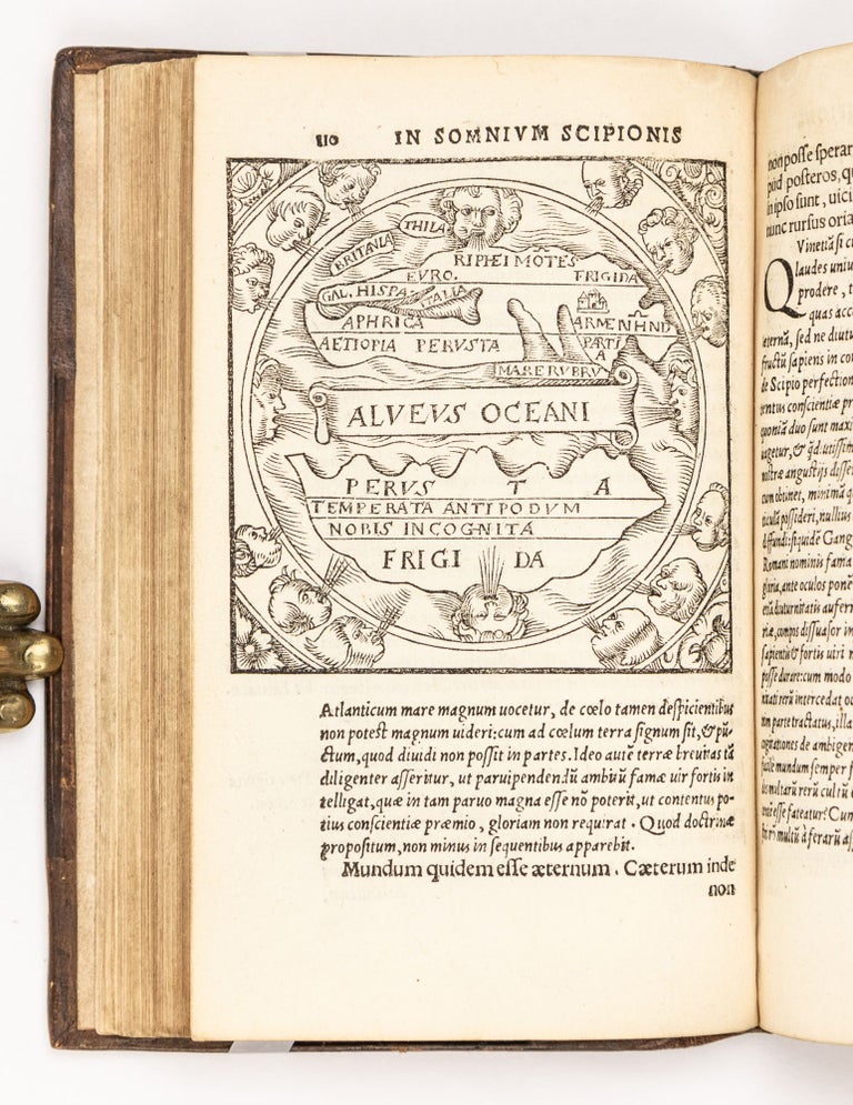 Item #4782 Macrobii aurelii theodosii viri consularis in Somnium Scipionis, libri II. Eiusdem...